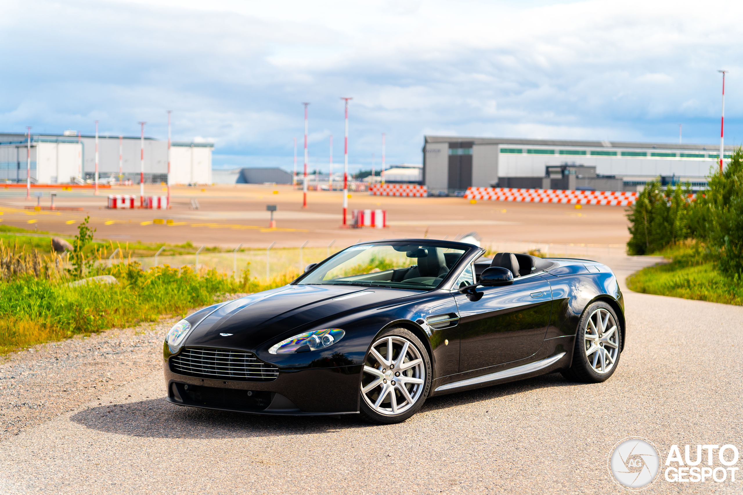 Aston Martin V8 Vantage S Roadster