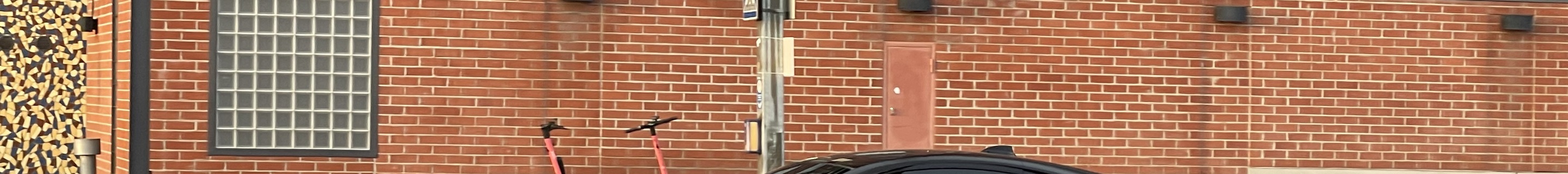 BMW i8 Protonic Frozen Black Edition