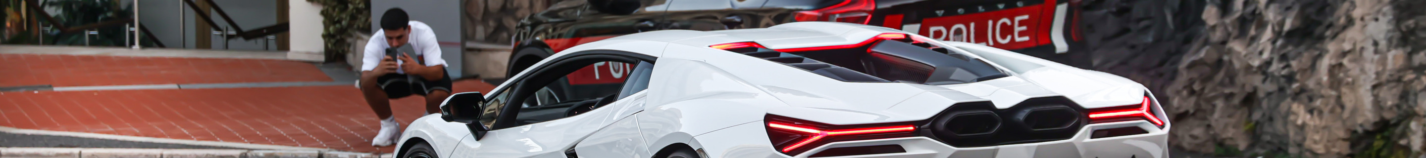 Lamborghini Revuelto