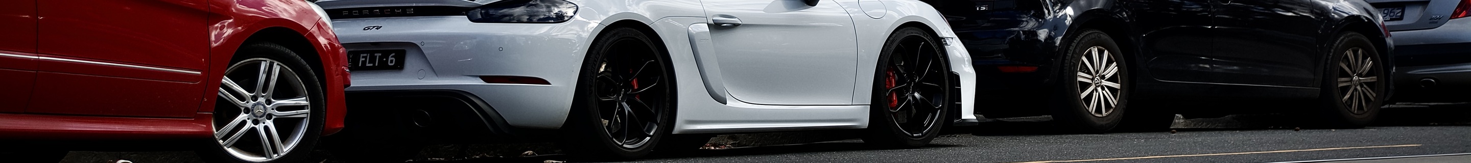 Porsche 718 Cayman GT4
