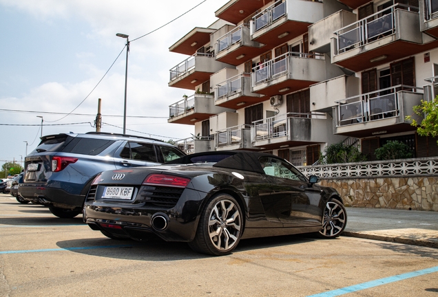 Audi R8 V8 Spyder 2013