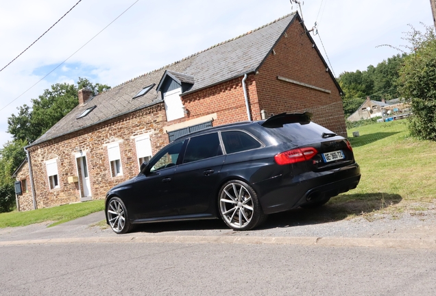 Audi RS4 Avant B8
