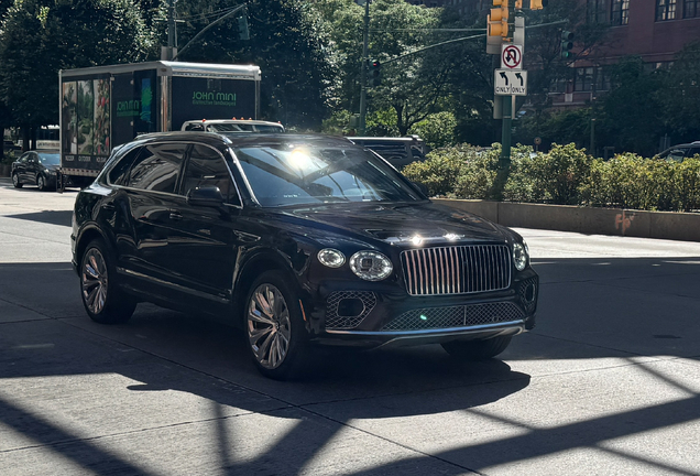 Bentley Bentayga Azure EWB