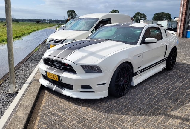 Ford Mustang GT California Special 2012