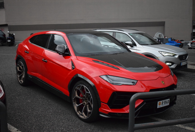 Lamborghini Urus Performante