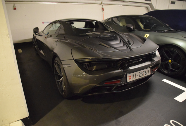 McLaren 720S Spider