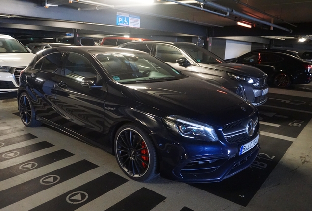 Mercedes-AMG A 45 W176 2015