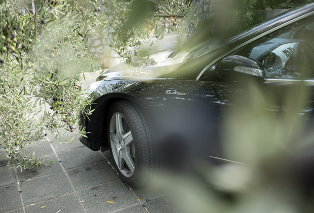 Mercedes-Benz R 63 AMG