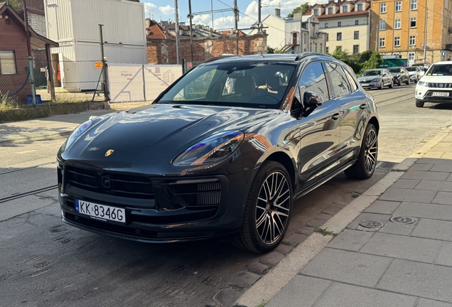 Porsche 95B Macan GTS MkIII