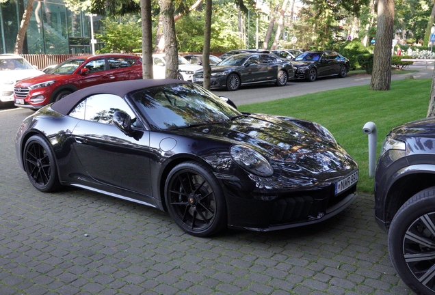Porsche 992 Carrera 4 GTS Cabriolet MkII
