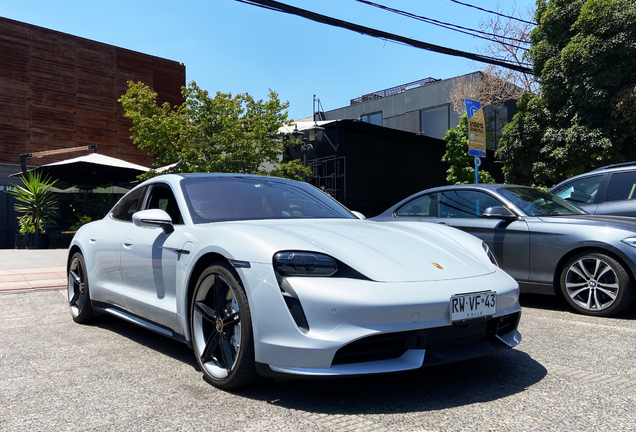 Porsche Taycan Turbo