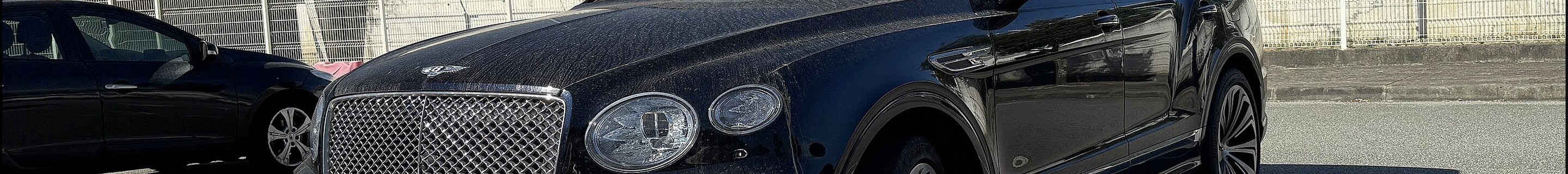 Bentley Bentayga Hybrid 2021
