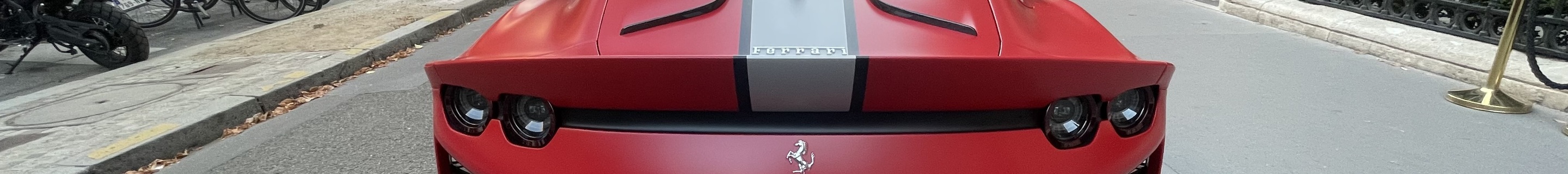 Ferrari 812 Competizione