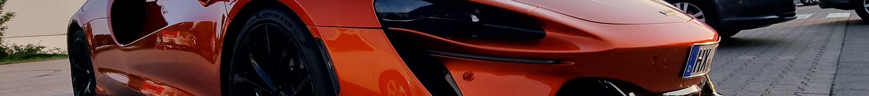 McLaren Artura Spider