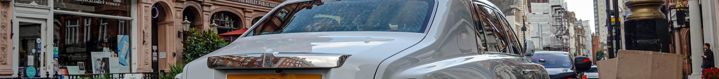 Rolls-Royce Phantom VIII EWB