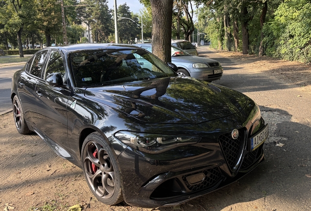 Alfa Romeo Giulia Quadrifoglio 2023