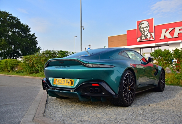 Aston Martin V8 Vantage 2018