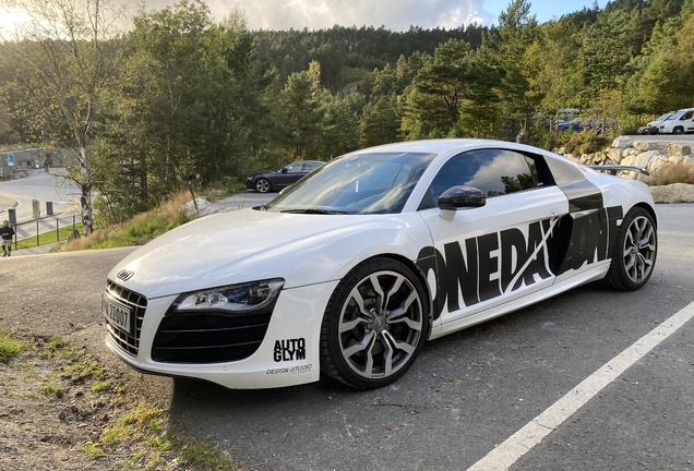 Audi R8 V10