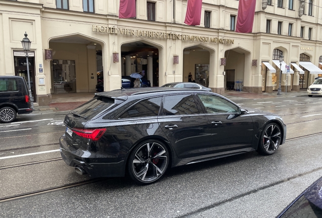 Audi RS6 Avant C8