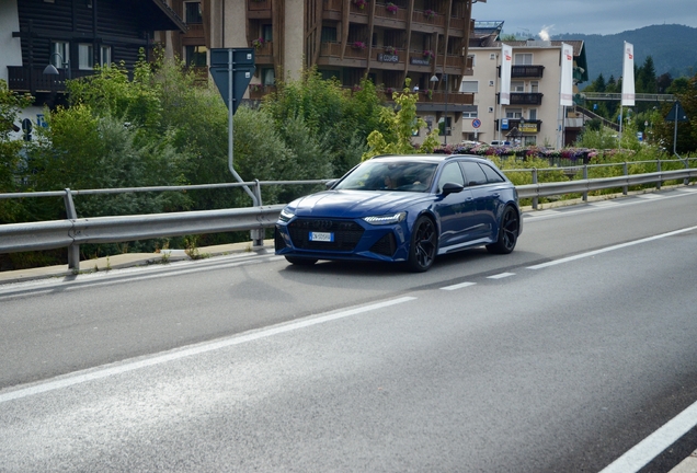 Audi RS6 Avant C8