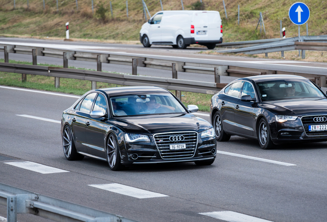 Audi S8 D4