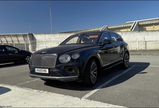 Bentley Bentayga Hybrid 2021