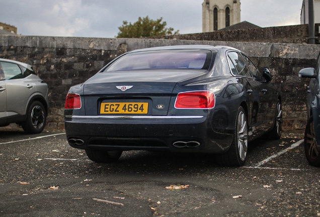 Bentley Flying Spur V8