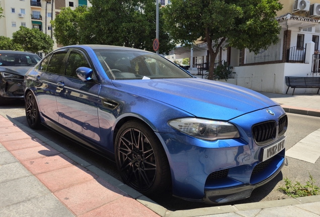 BMW M5 F10 2011