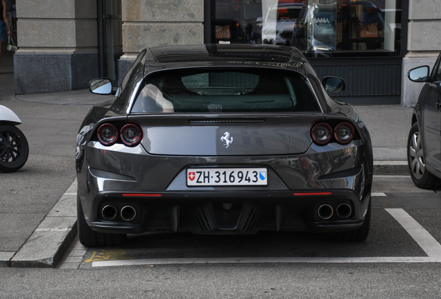 Ferrari GTC4Lusso