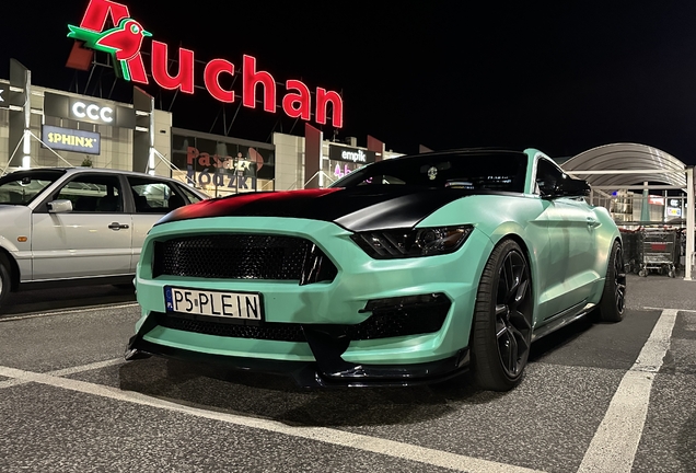 Ford Mustang GT 2015