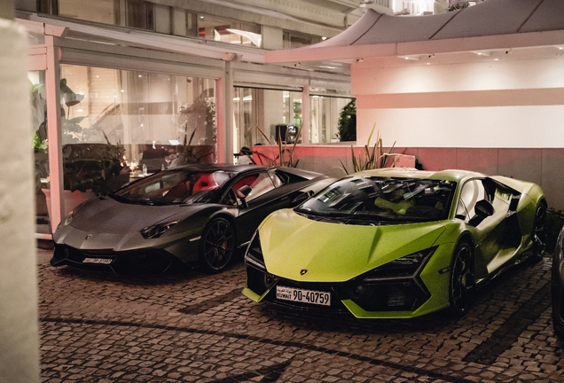 Lamborghini Aventador LP700-4 Roadster