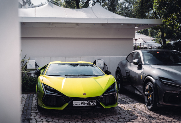 Lamborghini Revuelto