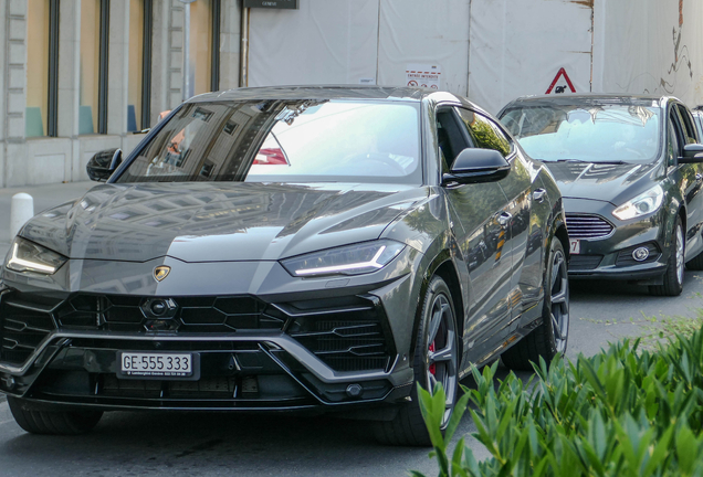 Lamborghini Urus