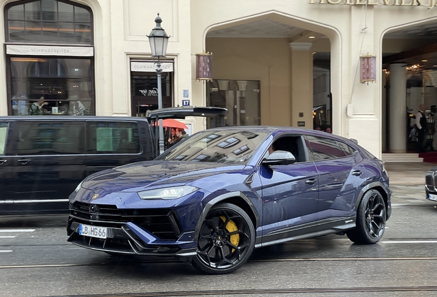 Lamborghini Urus Performante