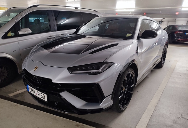 Lamborghini Urus S