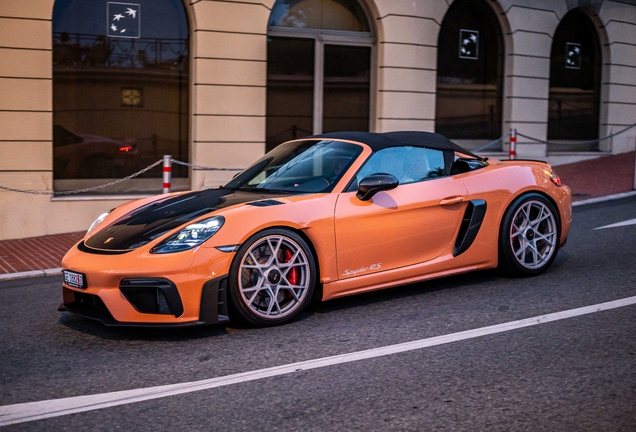 Porsche 718 Spyder RS Weissach Package