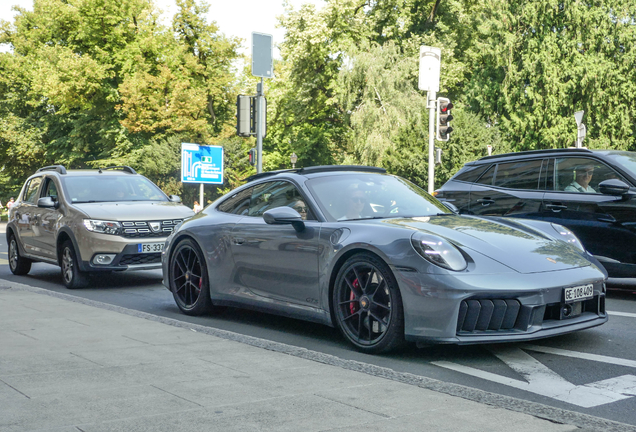 Porsche 992 Carrera 4 GTS MkII