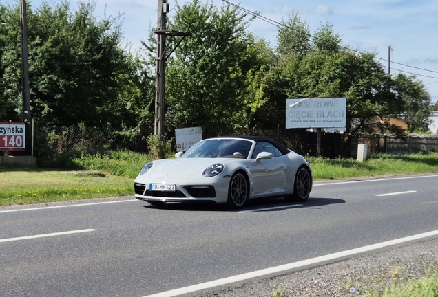 Porsche 992 Carrera 4S Cabriolet MkI