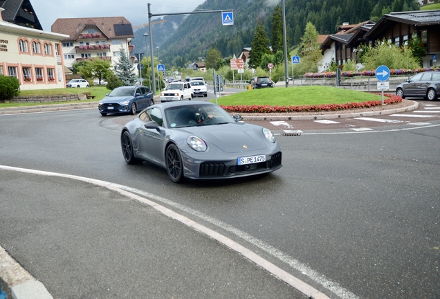Porsche 992 Carrera GTS MkII