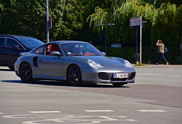 Porsche 996 Turbo