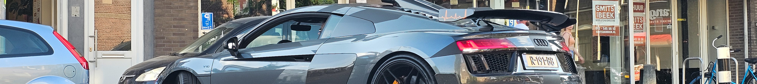 Audi R8 V10 Plus 2015