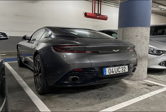 Aston Martin DB11