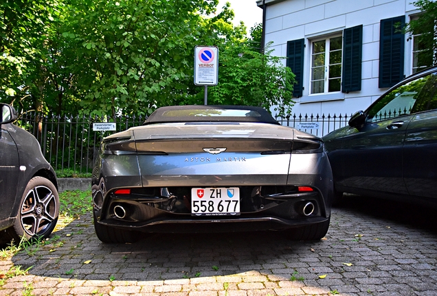 Aston Martin DB11 V8 Volante