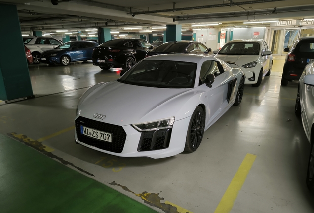 Audi R8 V10 Plus 2015