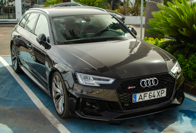 Audi RS4 Avant B9