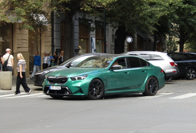 BMW M5 G90