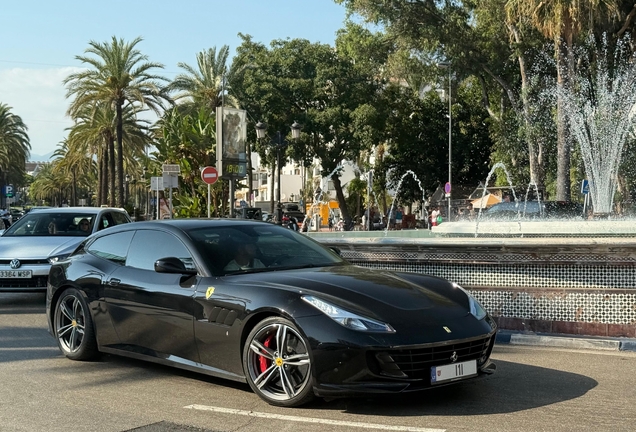 Ferrari GTC4Lusso