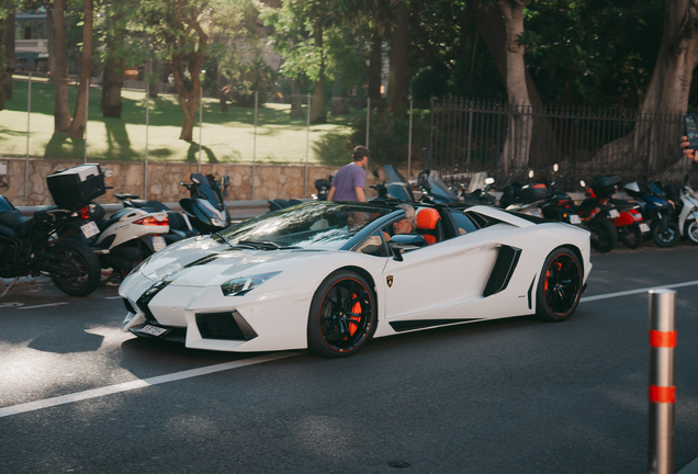 Lamborghini Aventador LP700-4 Roadster