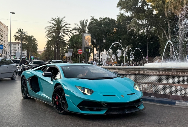Lamborghini Aventador LP770-4 SVJ