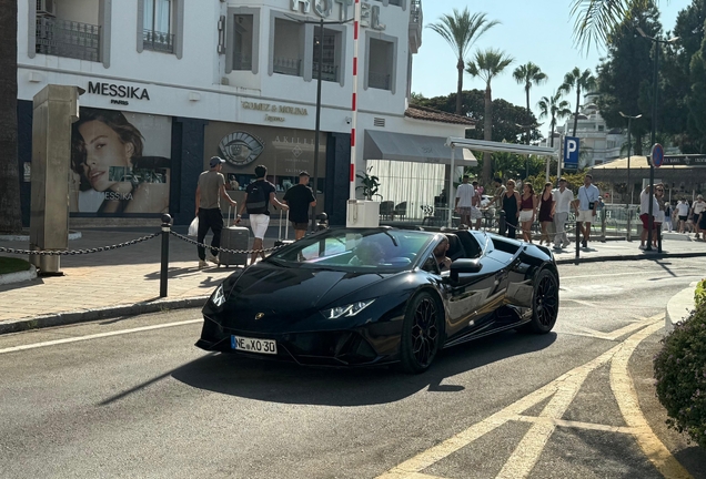 Lamborghini Huracán LP640-4 EVO Spyder